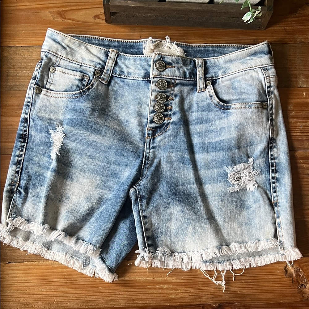 Altar’d State Distressed Denim Shorts.  Size 26